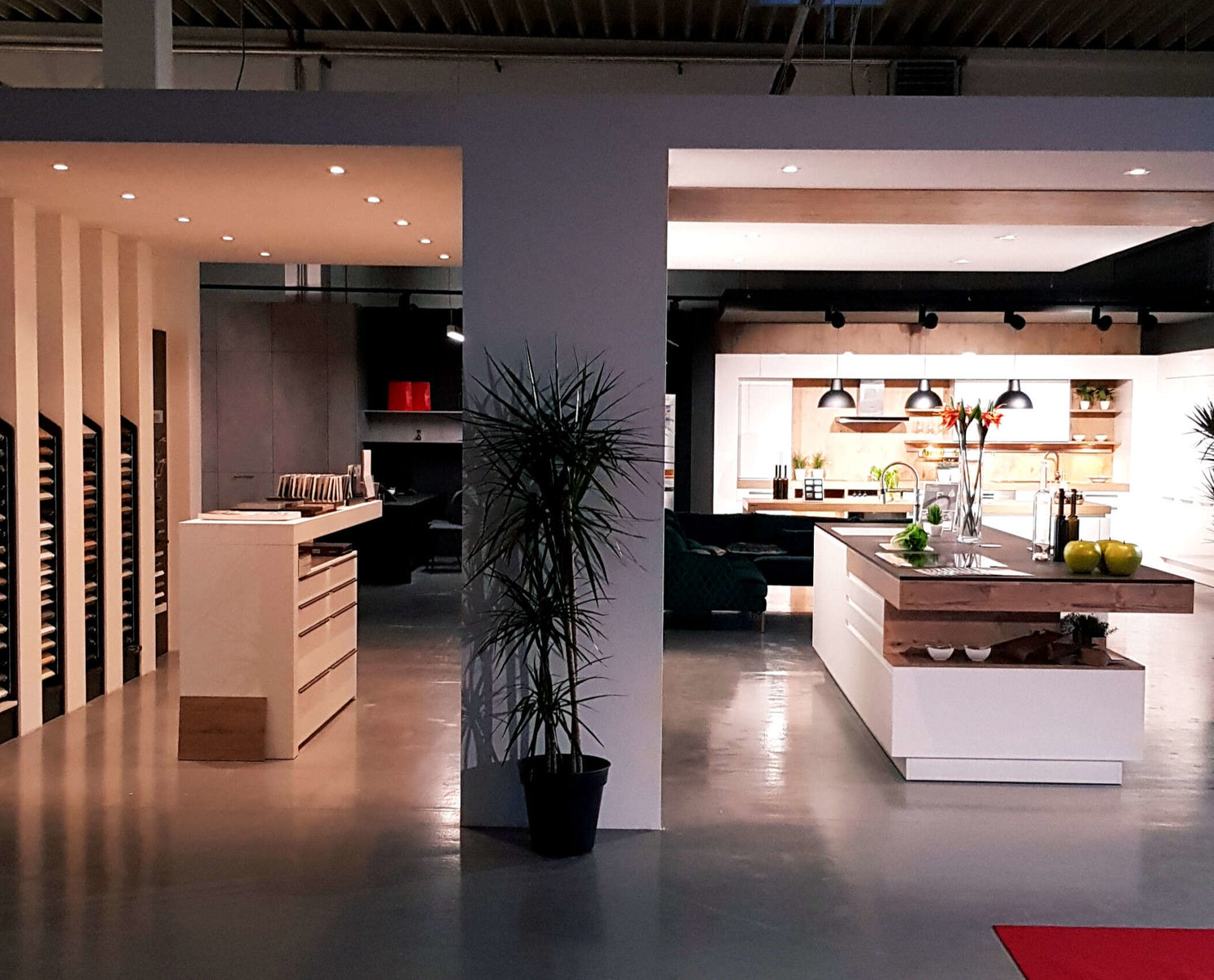 Küchenstudio von DAN KÜCHEN Edel Interior Design